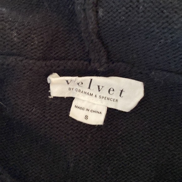 Velvet by Graham & Spencer sweatshirt - Picture 4 of 5